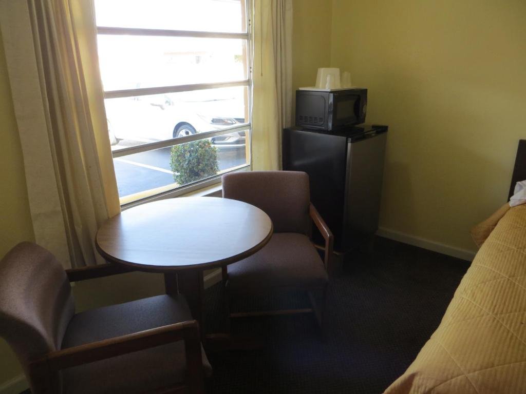 Standard Quadruple Room - view 3